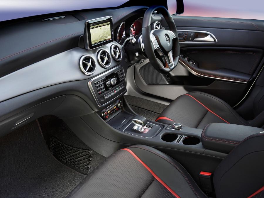  Mercedes-Benz CLA45 AMG 2013 года  (AU) (фото 11 из 22)